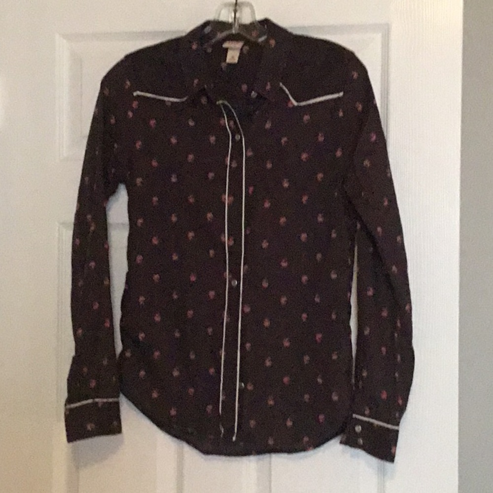 Cool western shirt with pearl buttons